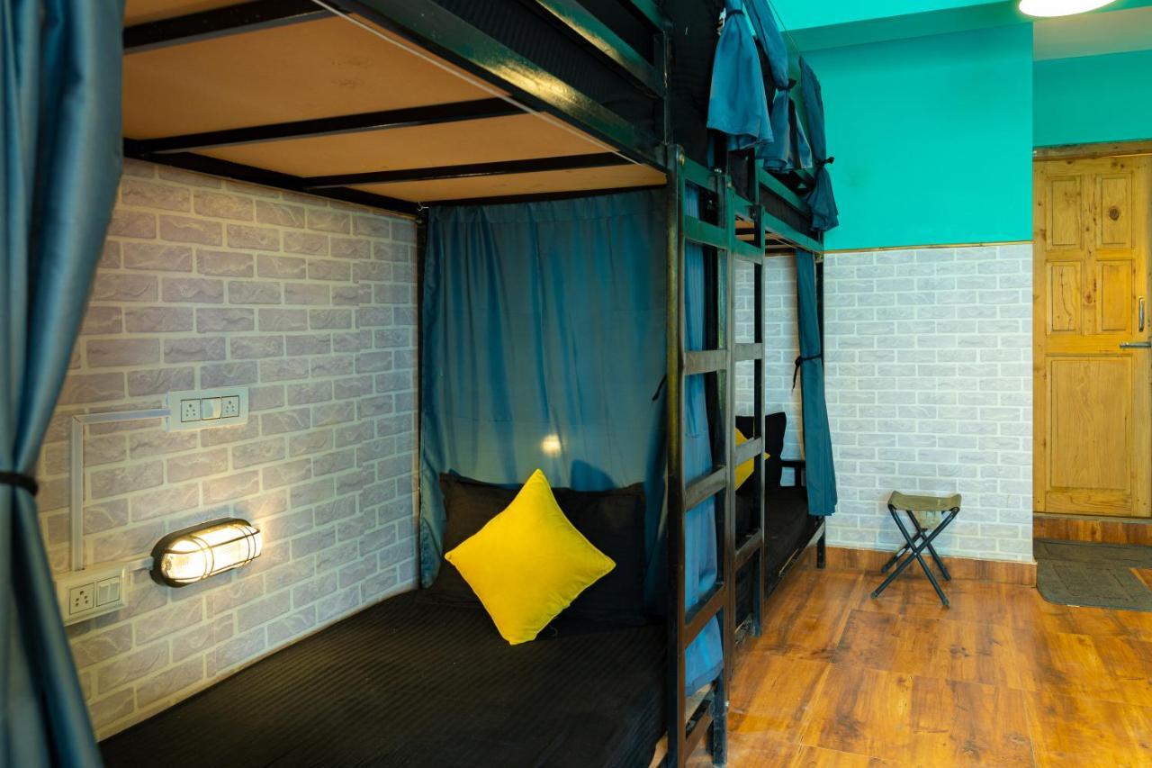 Whoopers Hostel Manali מראה חיצוני תמונה