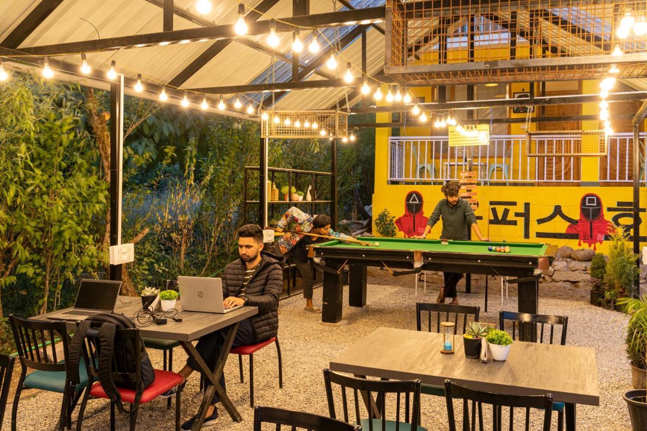 Whoopers Hostel Manali מראה חיצוני תמונה