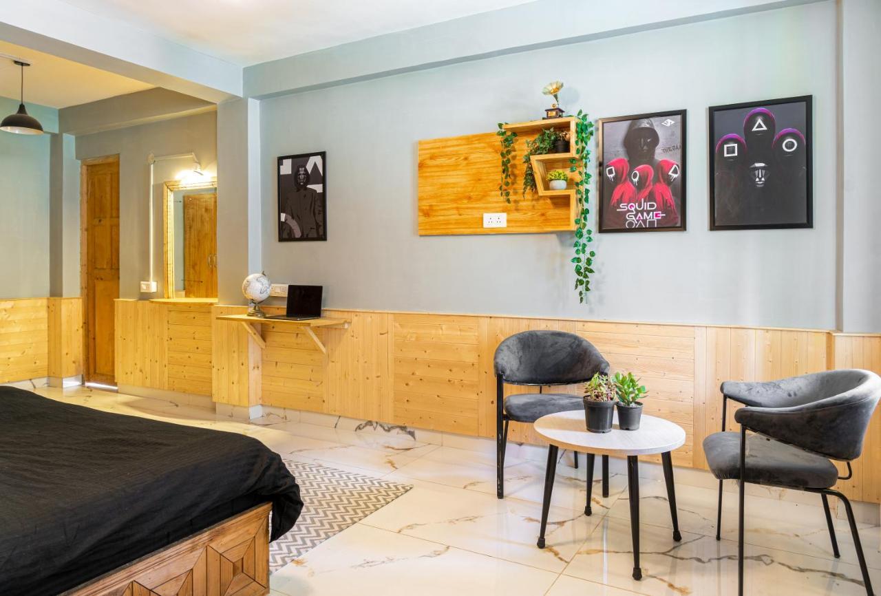 Whoopers Hostel Manali מראה חיצוני תמונה