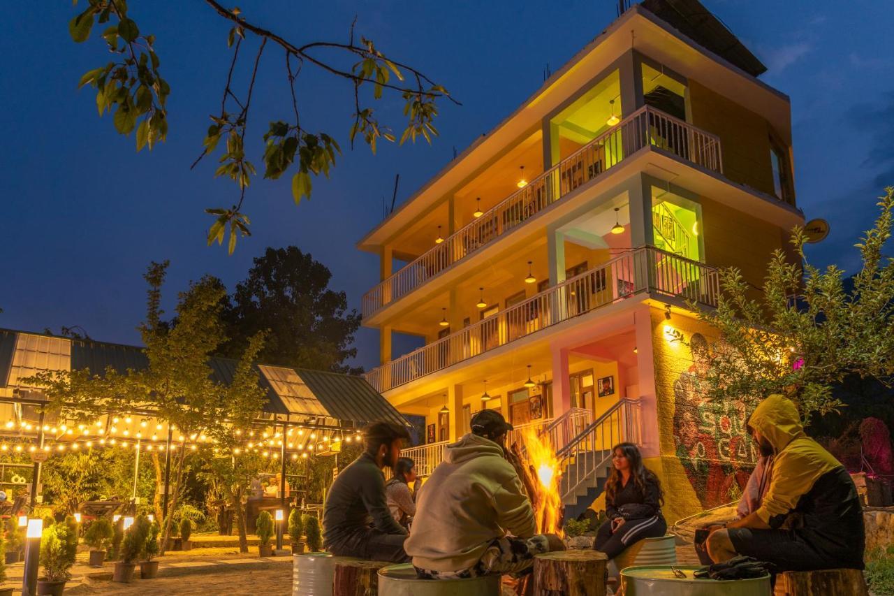 Whoopers Hostel Manali מראה חיצוני תמונה