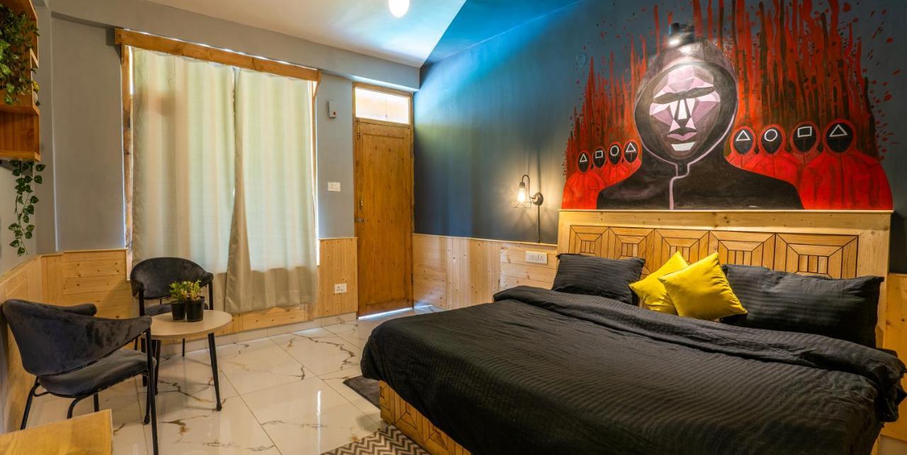 Whoopers Hostel Manali מראה חיצוני תמונה